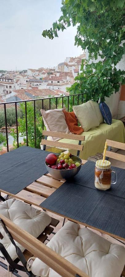 La Casa Character Hotel Martos Bagian luar foto